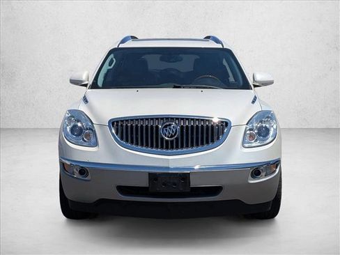 Used 2012 Buick Enclave Premium FWD image 2