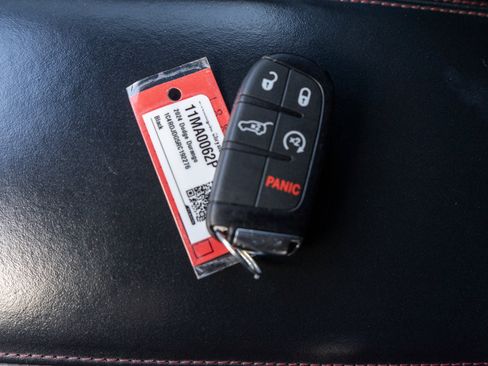 Used 2024 Dodge Durango GT AWD/4WD image 32