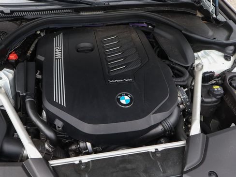 Used 2022 BMW 540i w/ M Sport Package RWD image 13