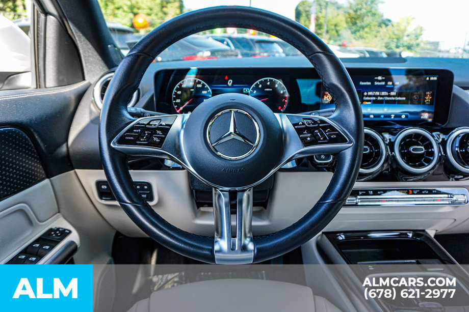 Used 2025 Mercedes-Benz GLA 250 4MATIC image 27