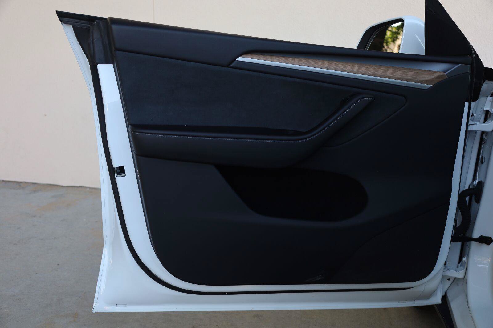 Used 2023 Tesla Model Y Long Range AWD/4WD image 15
