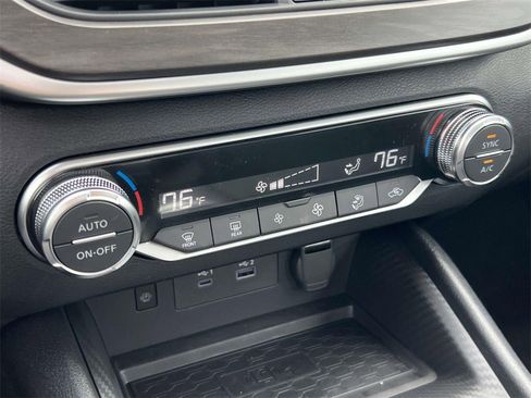 New 2025 Nissan Altima 2.5 SV w/ SV Special Edition Package image 16