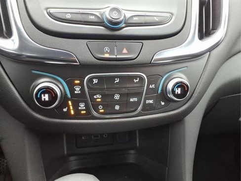 Certified 2024 Chevrolet Equinox LT image 18