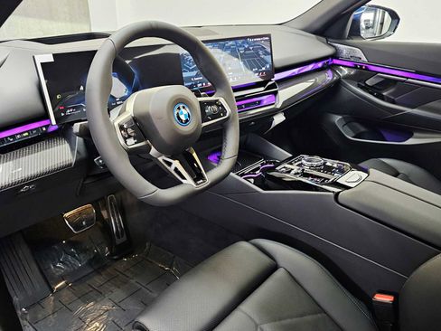 New 2027 BMW 550e xDrive w/ Executive Package AWD/4WD image 2