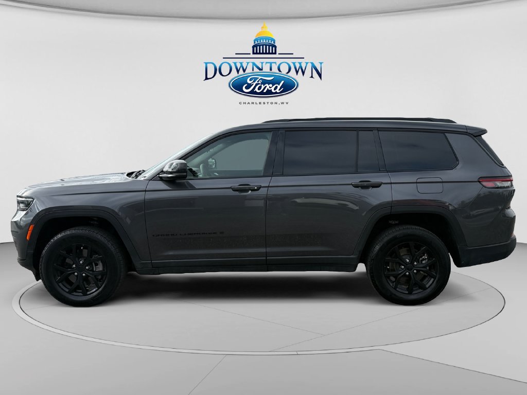 Used 2025 Jeep Grand Cherokee L Altitude AWD/4WD image 6