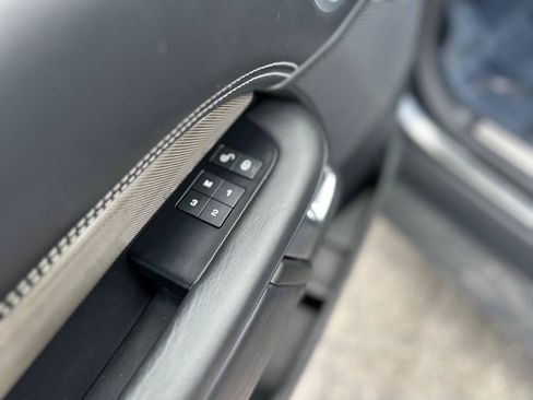 Used 2020 Land Rover Discovery HSE AWD/4WD image 17