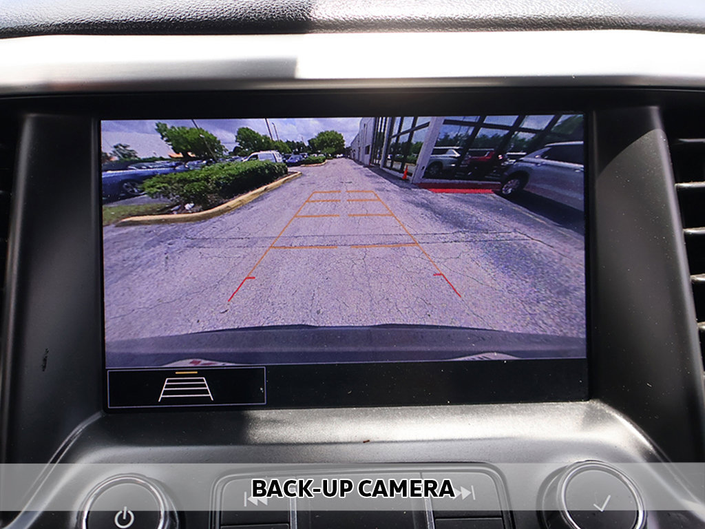 Used 2020 GMC Acadia SLT w/ Driver Alert Package II FWD image 16