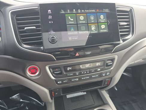 Certified 2022 Honda Pilot Special Edition image 31