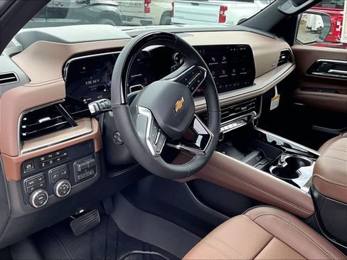 New 2026 Chevrolet Tahoe High Country AWD/4WD image 9