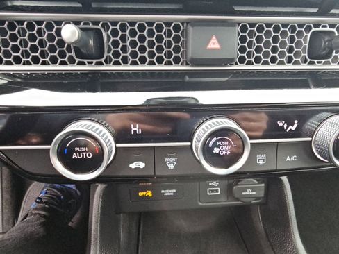 Used 2023 Honda Civic Sport image 18