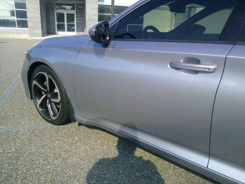 Used 2018 Honda Accord Sport image 26