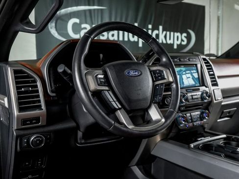 Used 2018 Ford F250 Platinum w/ Platinum Ultimate Package image 16