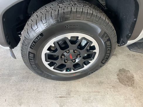New 2026 Toyota 4Runner TRD Off-Road AWD/4WD image 10