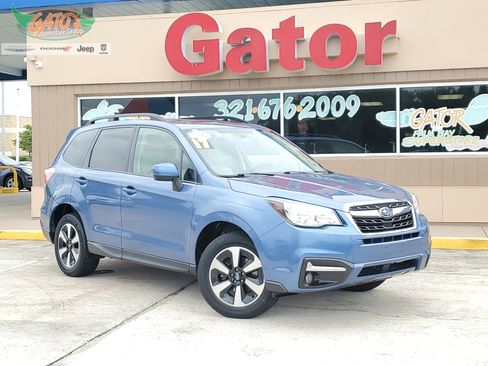 Used 2017 Subaru Forester 2.5i Premium AWD/4WD image 1