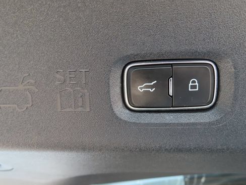 Used 2025 Ford Expedition Active AWD/4WD image 32