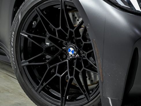 Used 2025 BMW M3 Competition w/ Executive Package AWD/4WD image 3