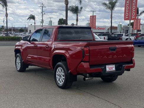 Certified 2026 Toyota Tacoma SR5 RWD image 4