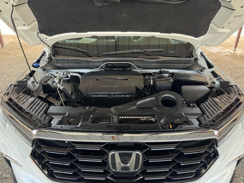 Used 2025 Honda Pilot Touring image 45