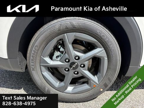 New 2026 Kia K4 FWD image 30
