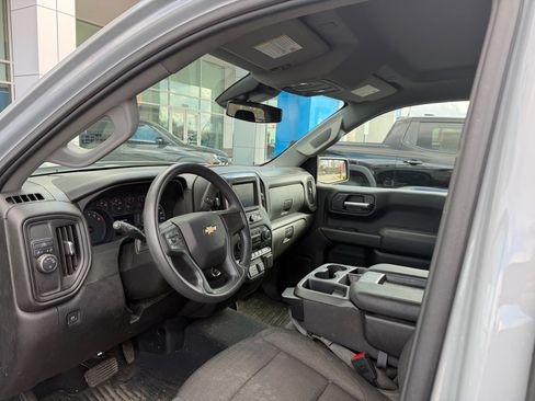 Certified 2024 Chevrolet Silverado 1500 Custom image 3