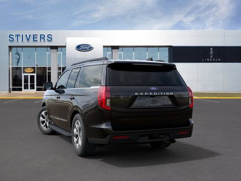 New 2027 Ford Expedition Active RWD image 4