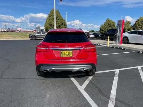 Used 2016 Mercedes-Benz GLA 250 4MATIC image 4