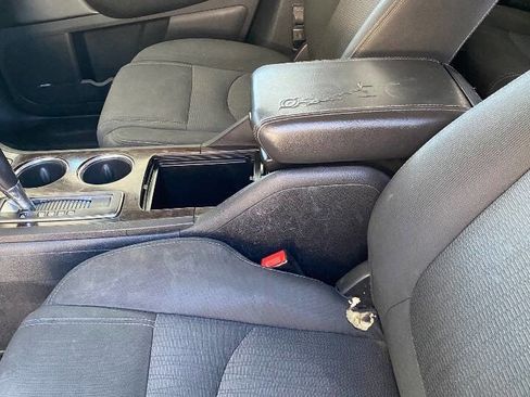 Used 2017 Chevrolet Traverse LT FWD image 19