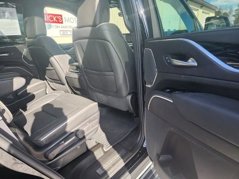 Used 2022 Cadillac Escalade Sport w/ Touring Package image 33