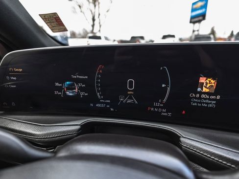 Used 2024 Cadillac XT4 Premium Luxury image 13