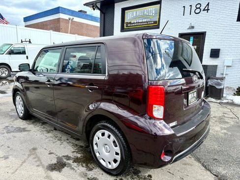 Used 2015 Scion xB image 3