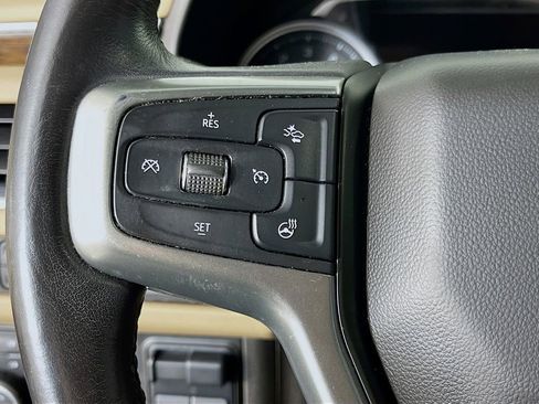Used 2021 Chevrolet Tahoe Premier w/ Premium Package AWD/4WD image 15