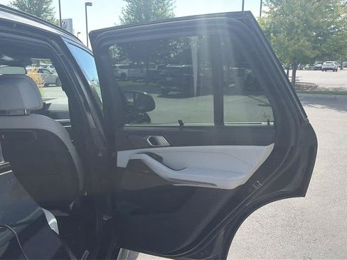 Used 2026 BMW X5 M60i AWD/4WD image 25