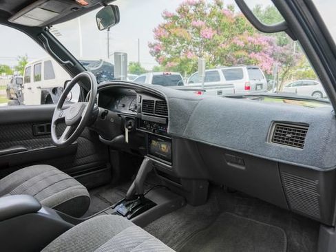 Used 1993 Toyota 4Runner SR5 AWD/4WD image 28