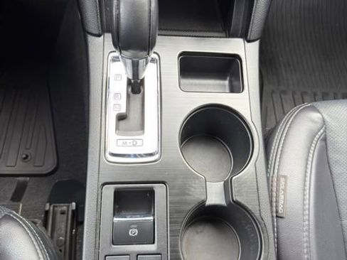 Used 2017 Subaru Outback 2.5i Limited AWD/4WD image 13