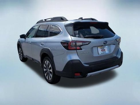 Used 2024 Subaru Outback Limited AWD/4WD image 5