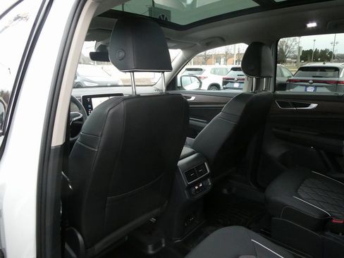 New 2026 Volkswagen Atlas SEL Premium R-Line AWD/4WD image 28