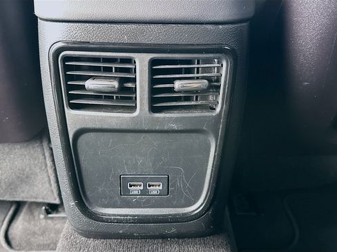 Used 2019 Dodge Charger SXT w/ Plus Group image 16