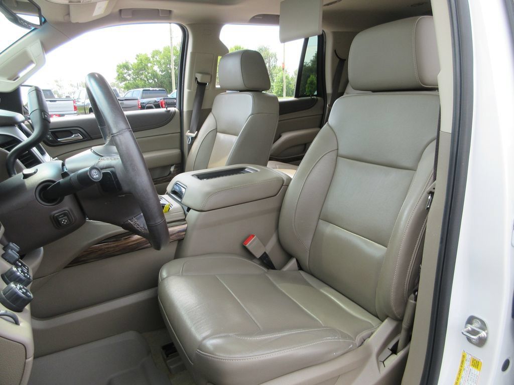 Used 2017 GMC Yukon SLT w/ Premium Edition AWD/4WD image 23