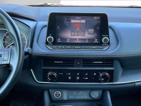 Used 2023 Nissan Rogue S FWD image 13