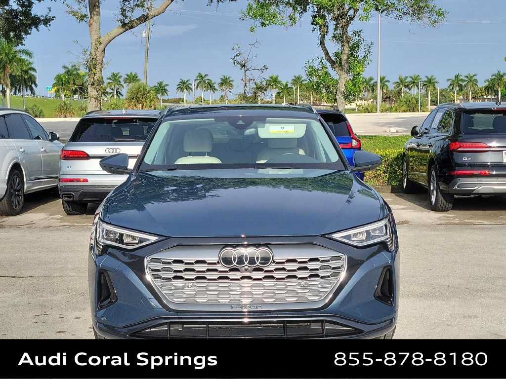 Certified 2024 Audi Q8 e-tron Premium AWD/4WD image 14