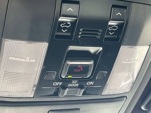 Used 2023 Lexus GX 460 Premium w/ Premium Package AWD/4WD image 44