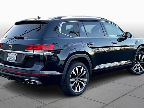 Used 2023 Volkswagen Atlas SEL Premium image 12
