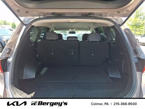 Used 2020 Hyundai Santa Fe SE FWD image 29
