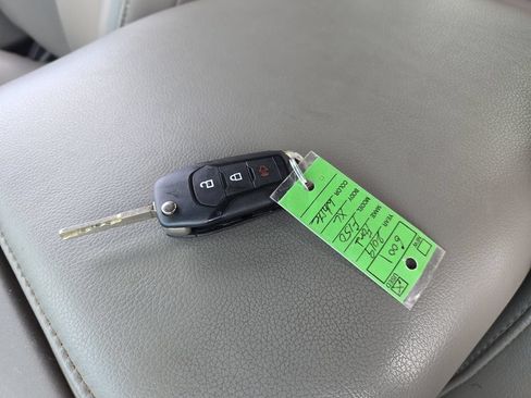 Used 2019 Ford F150 XL w/ Equipment Group 101A Mid AWD/4WD image 28