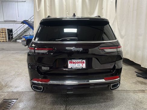 Used 2023 Jeep Grand Cherokee L Overland image 4