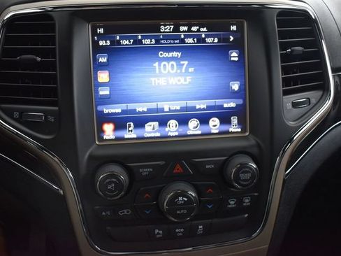 Used 2015 Jeep Grand Cherokee Overland AWD/4WD image 12
