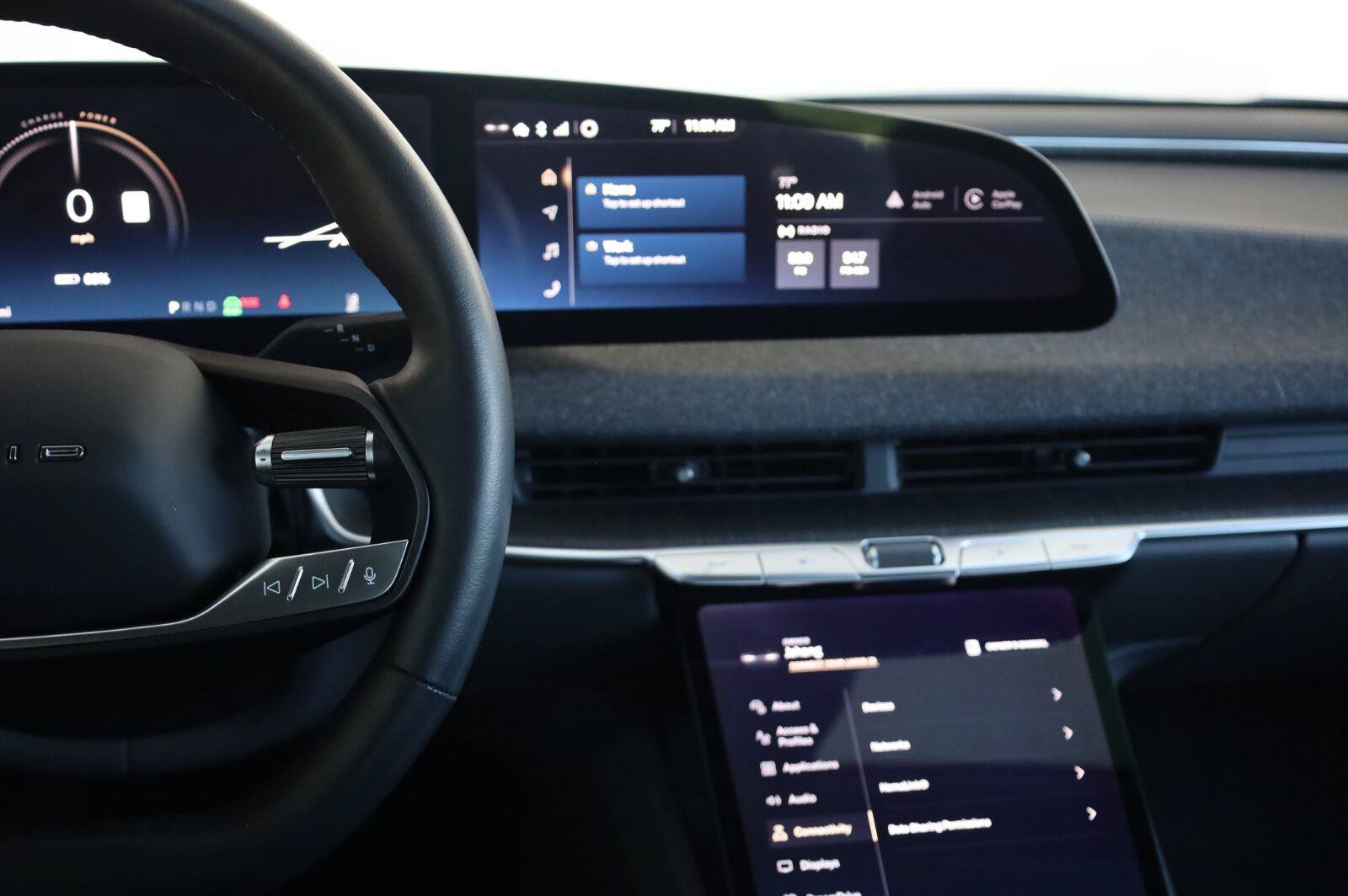 Used 2025 Lucid Air Touring AWD/4WD image 30