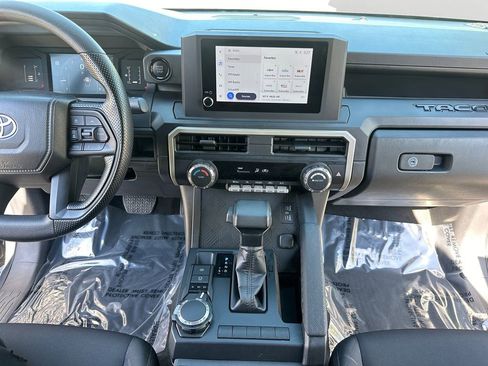Used 2025 Toyota Tacoma SR w/ SR Upgrade Package AWD/4WD image 14