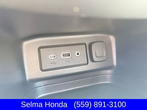 Used 2022 Chevrolet Equinox LT FWD image 21