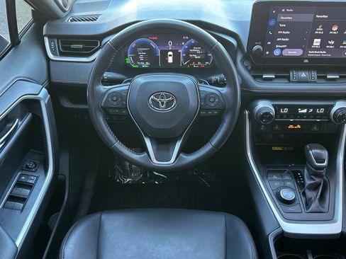 Used 2024 Toyota RAV4 XSE w/ Weather Package AWD/4WD image 16